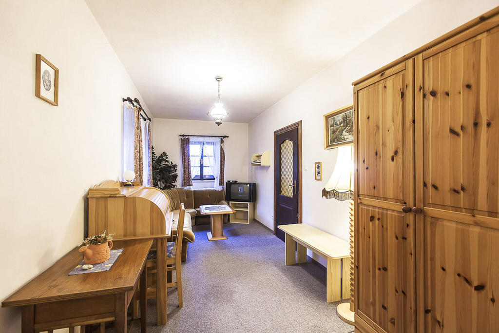 Pension U Dvou čápů Chocerady Quarto foto